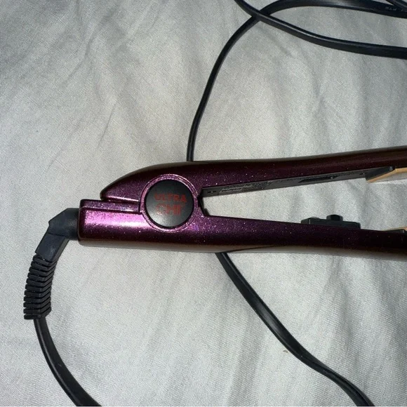 CHI Metallic Purple Flat Iron Hair Straightener - Picture 4 of 8